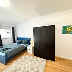 For Large Groups South Of Berlin *