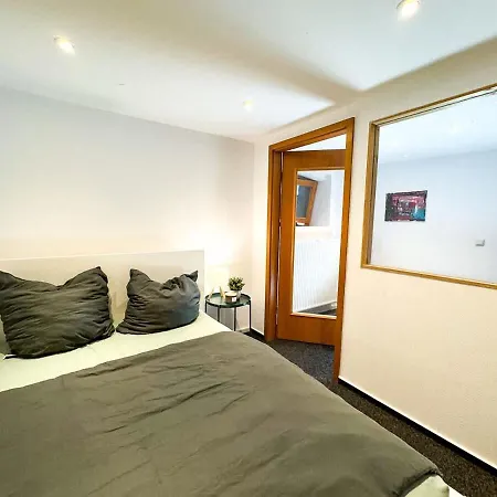 For Large Groups South Of Berlin Apartment *