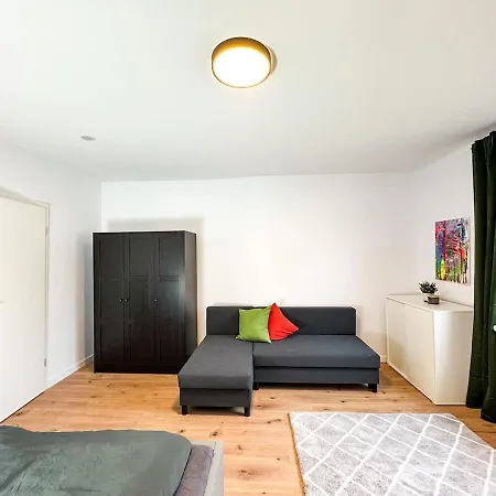 For Large Groups South Of Berlin Apartment *