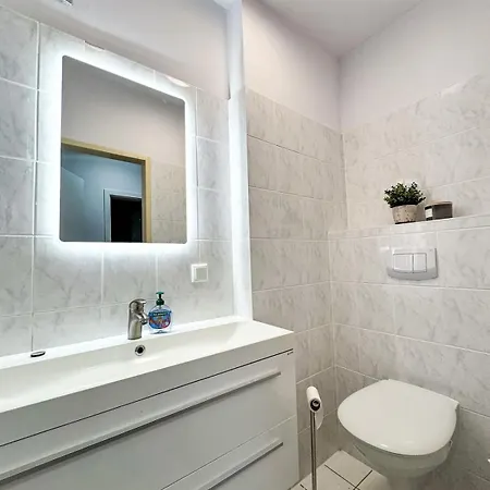 For Large Groups South Of Berlin Apartment *
