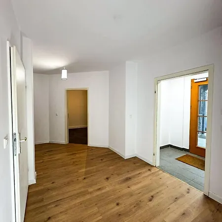 For Large Groups South Of Berlin *