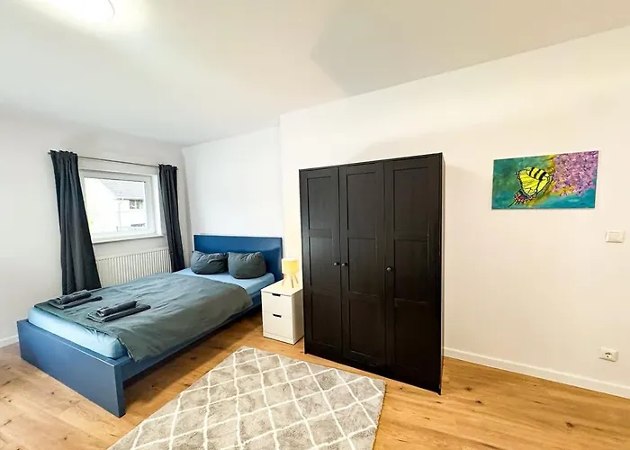 For Large Groups South Of Berlin *