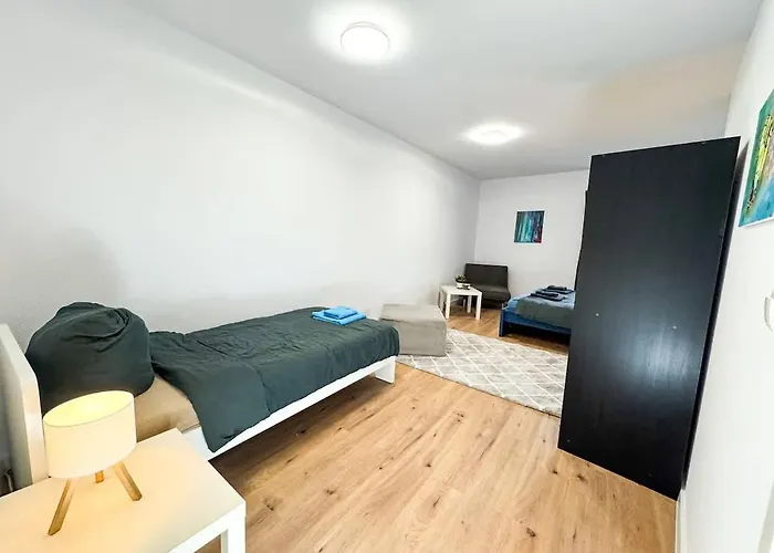 Lägenhet For Large Groups South Of Berlin